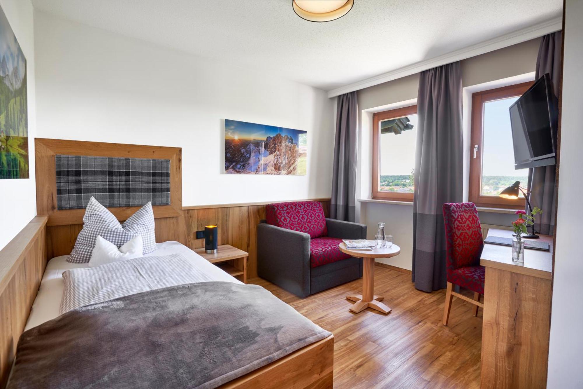Schwarz Hotel 3*